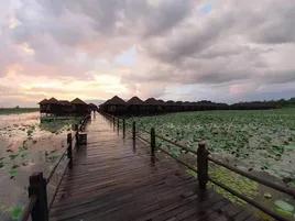 Arker Myint Mo Channel