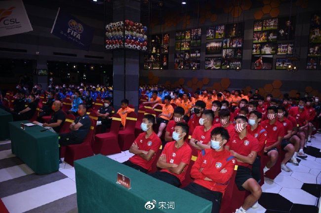 Anthony Buisseret)、泰蒂娅·吉拉庞恩斯普(Thitiya Jirapornsilp)主演的青春喜剧电影《不亲密朋 上一页12345.